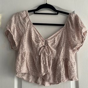 White and pink cheeta cropped blouse size Large